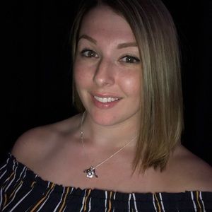 Meet your Posher, Becky